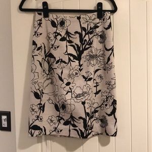 ANN TAYLOR pencil skirt